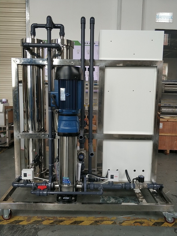 Sistema de osmose reversa de passagem única eficiente 5.0KW Potência nominal 2000 LPH Taxa de fluxo
