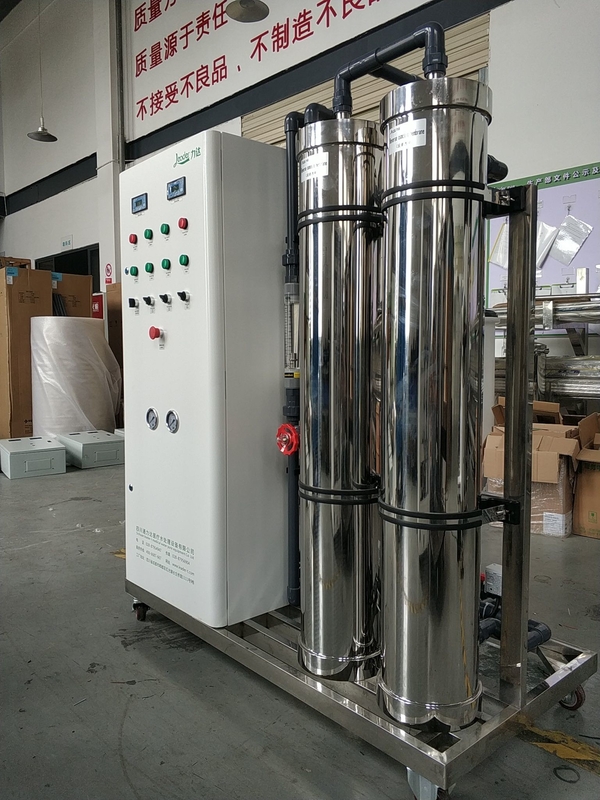 Sistema de osmose reversa de passagem única eficiente 5.0KW Potência nominal 2000 LPH Taxa de fluxo