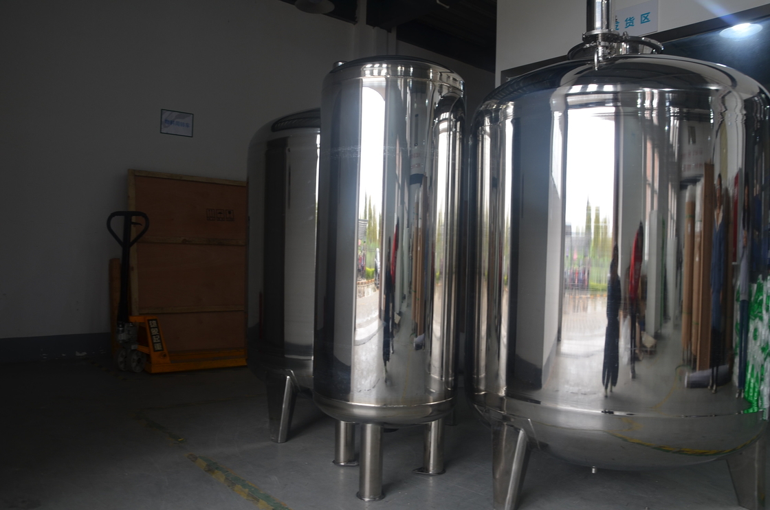 Tanque de armazenamento selado da água quente com os 316 de aço inoxidável para acessórios do sistema do RO do tratamento da água
